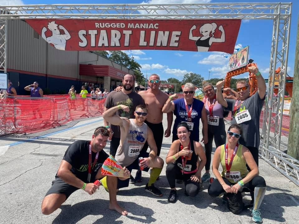 Team at the Rugged Maniac obstacle race start line